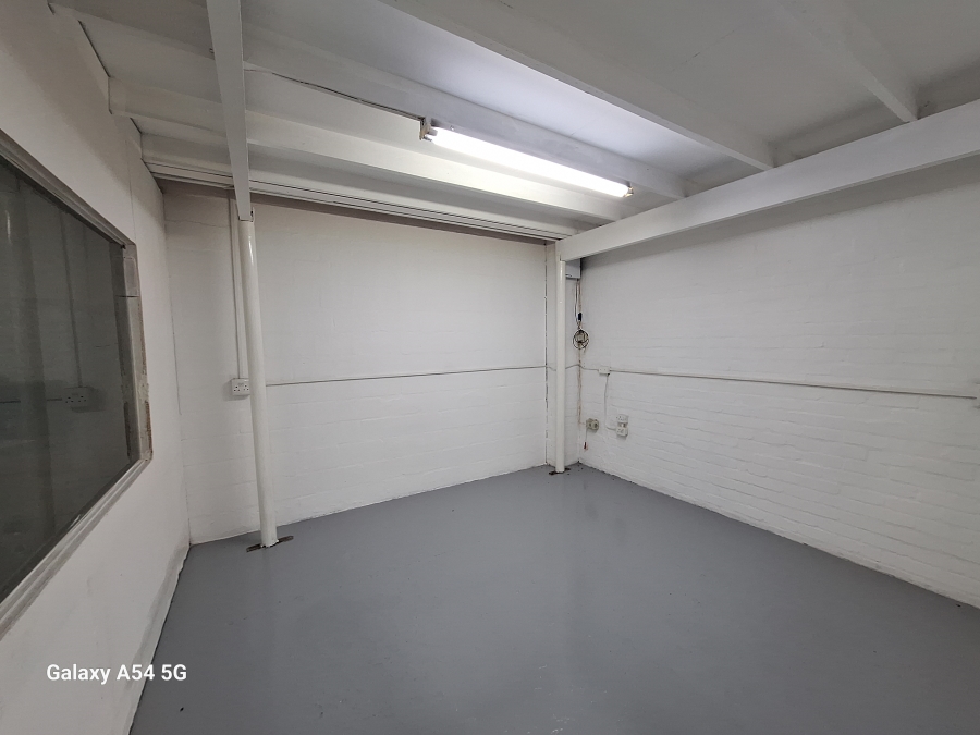 To Let Commercial Property for Rent in Athlone Industrial Western Cape